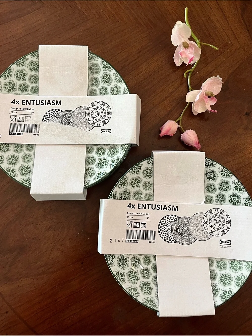 NEW Set of 8 IKEA Entusiasm Green & White Patterned Side Plates Discontinued NWT